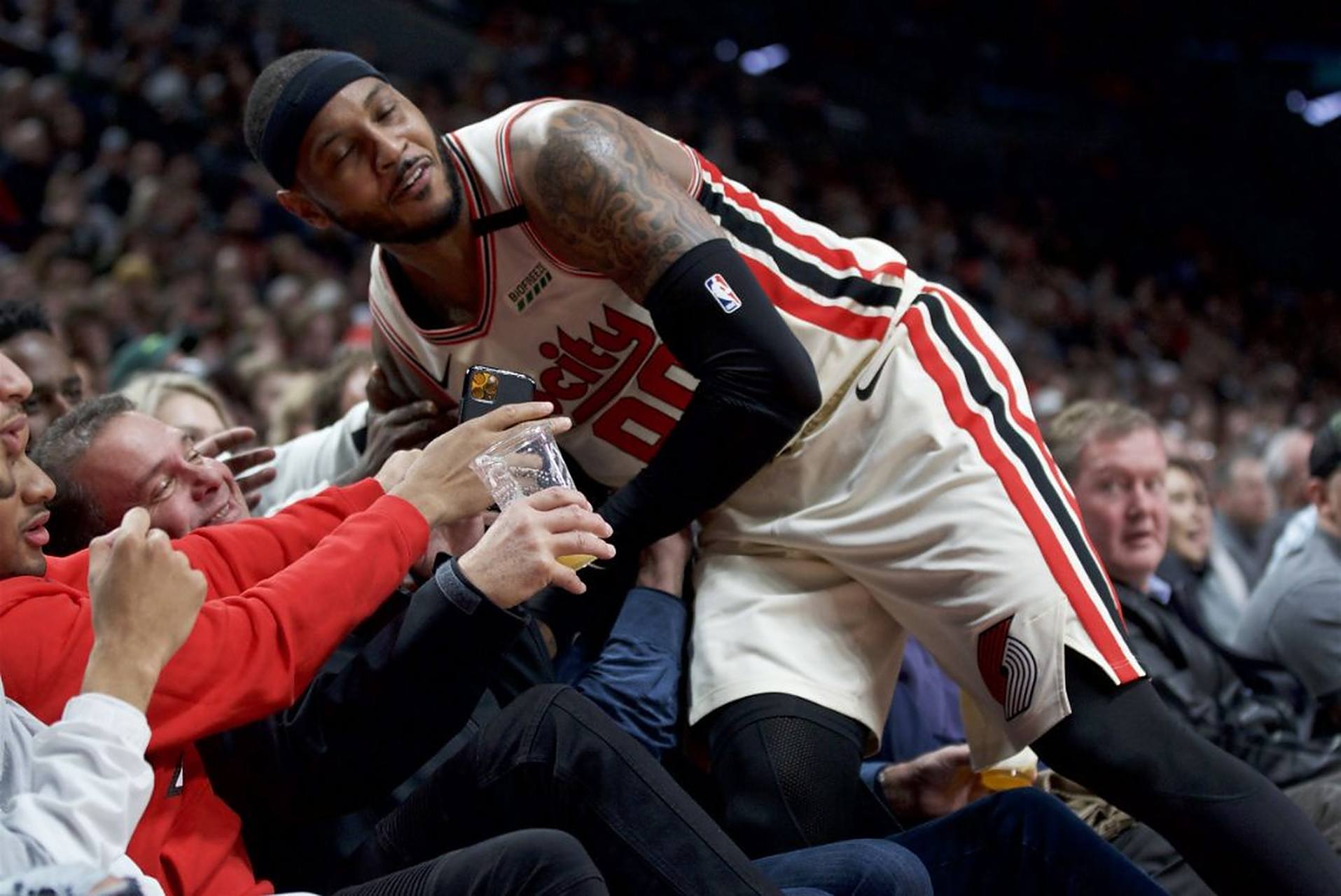 关于卡尔安东尼表现出色,开拓者取得连胜的信息 关于卡尔安东尼表现出色,开拓者取得连胜的信息