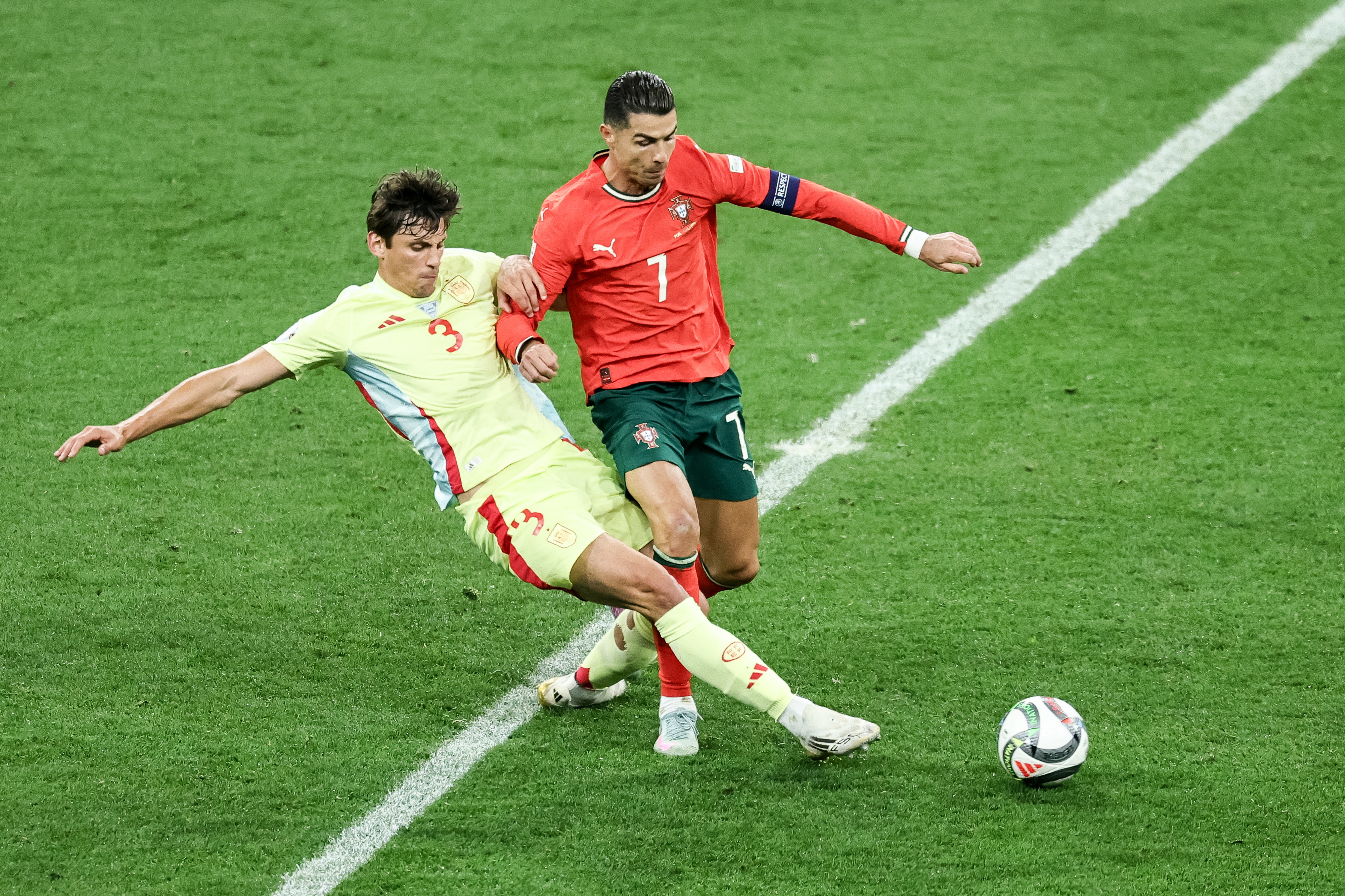 比利时胜葡萄牙,锁定欧洲杯四强名额 比利时胜葡萄牙,锁定欧洲杯四强名额