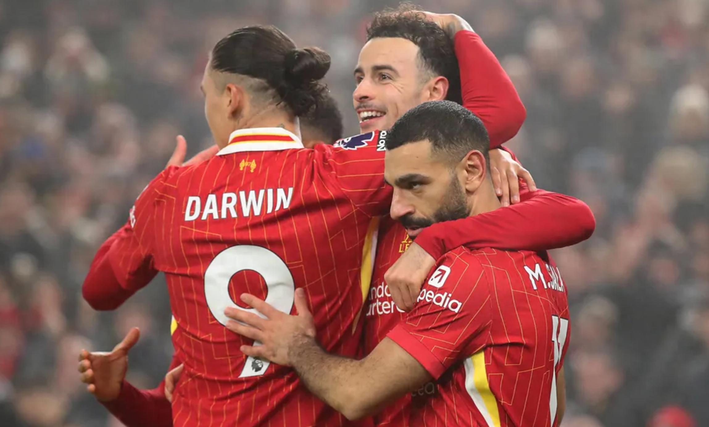 利物浦主场逼平切尔西,保持领先位置 利物浦主场逼平切尔西,保持领先位置