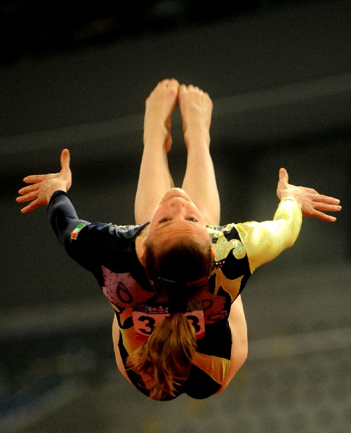 关于意大利代表团在体操比赛中获得好成绩的信息