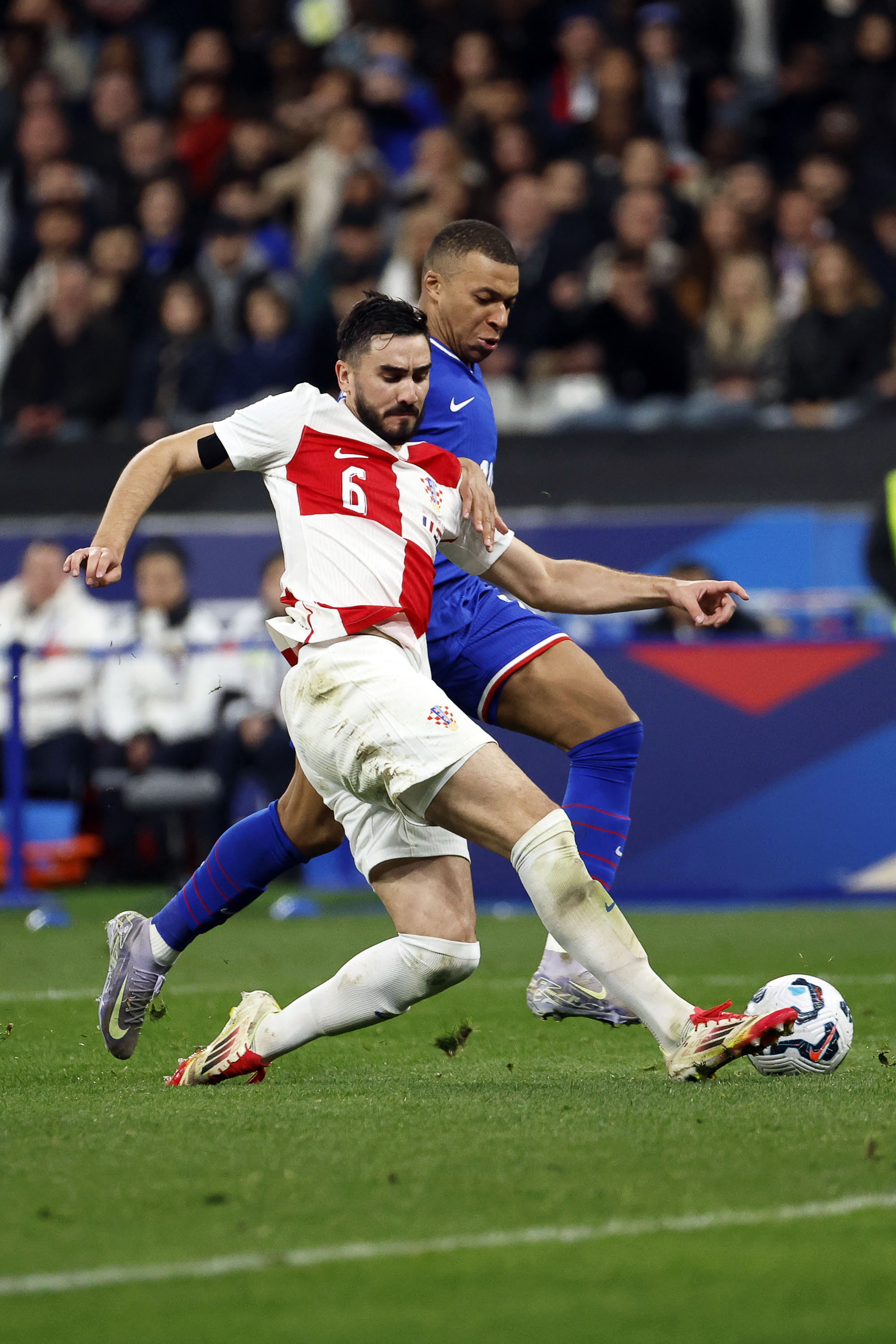 九游娱乐官方网站-欧国联赛球员欲赛季表现更胜