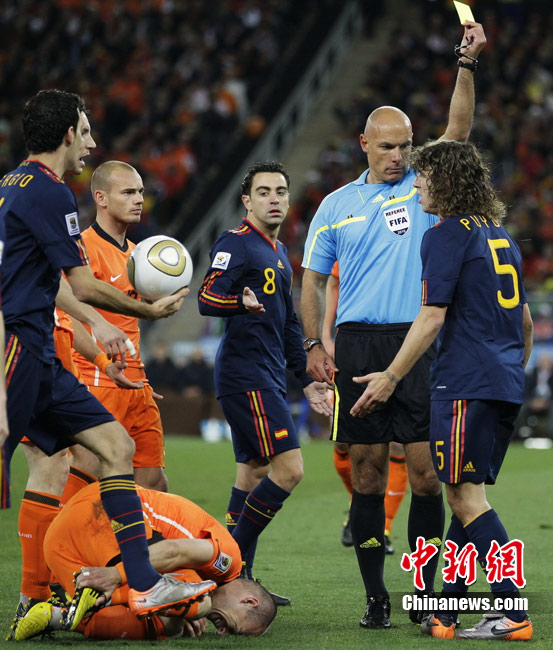 包含西班牙轻松击败马耳他，雄心勃勃冲击晋级的词条