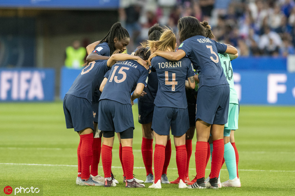 九游体育平台-包含法国队力克日本队,安赛龙状态火热的词条