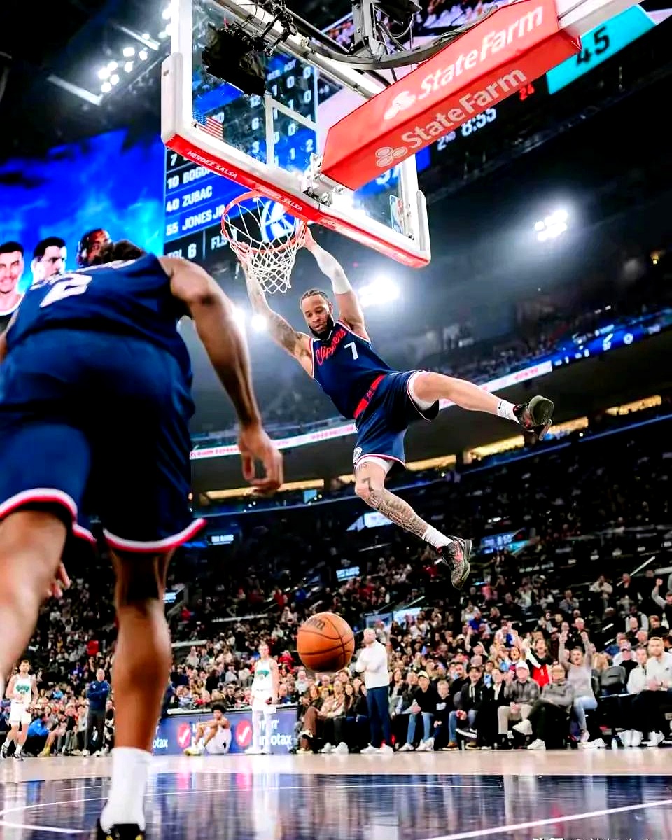 快船绝杀独行侠，字母哥点燃赛场