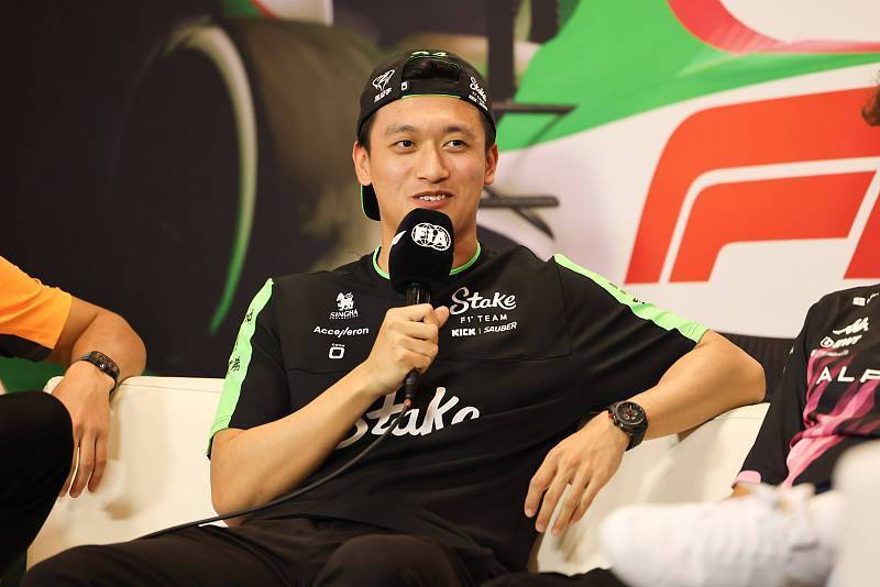 索伯车队碾压迈凯伦,拉塞尔刷新纪录 索伯车队碾压迈凯伦,拉塞尔刷新纪录